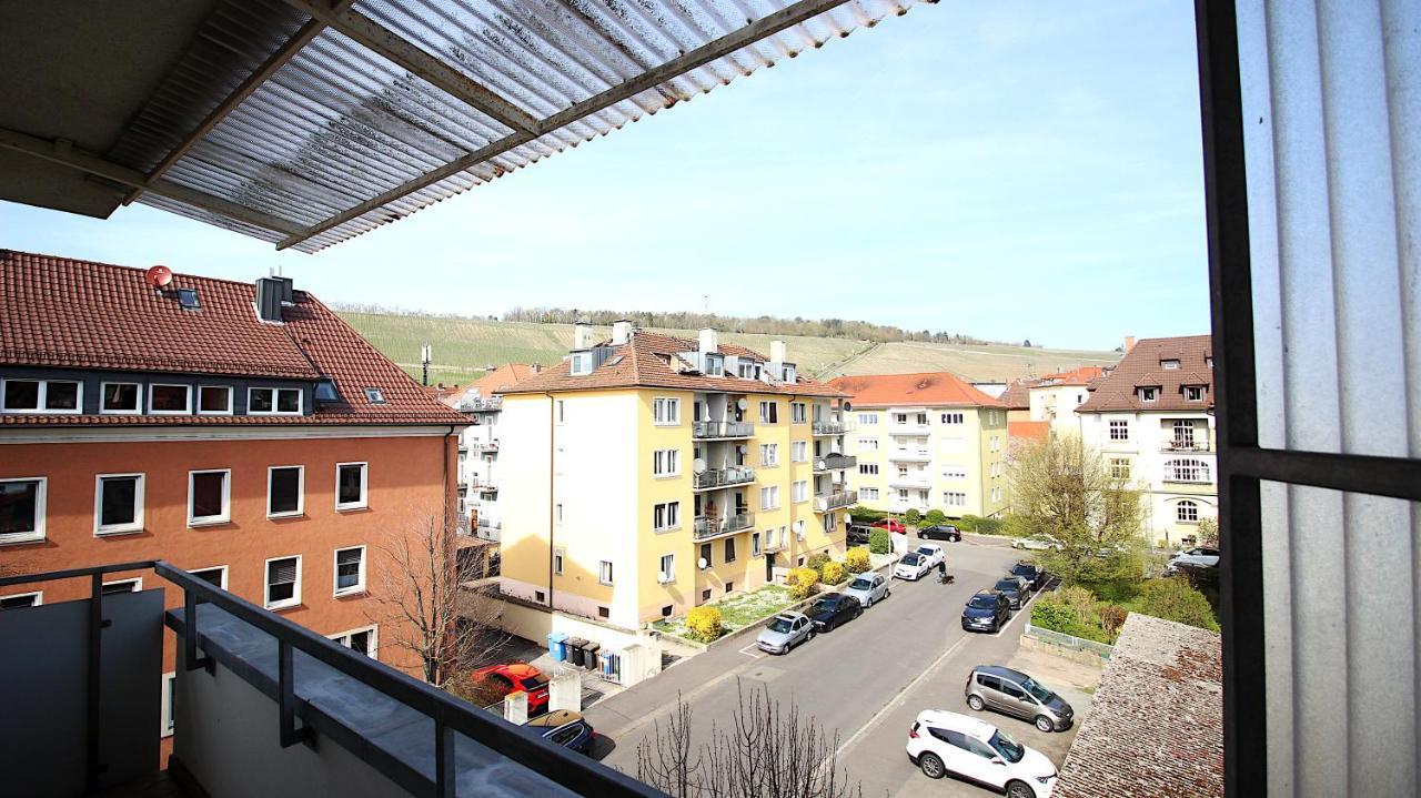 Grosszuegige Stadtwohnung - Garage, Balkon فورتسبورغ المظهر الخارجي الصورة